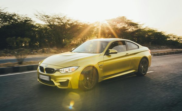 Quand remplacer son détecteur d'angle mort : signes et astuces